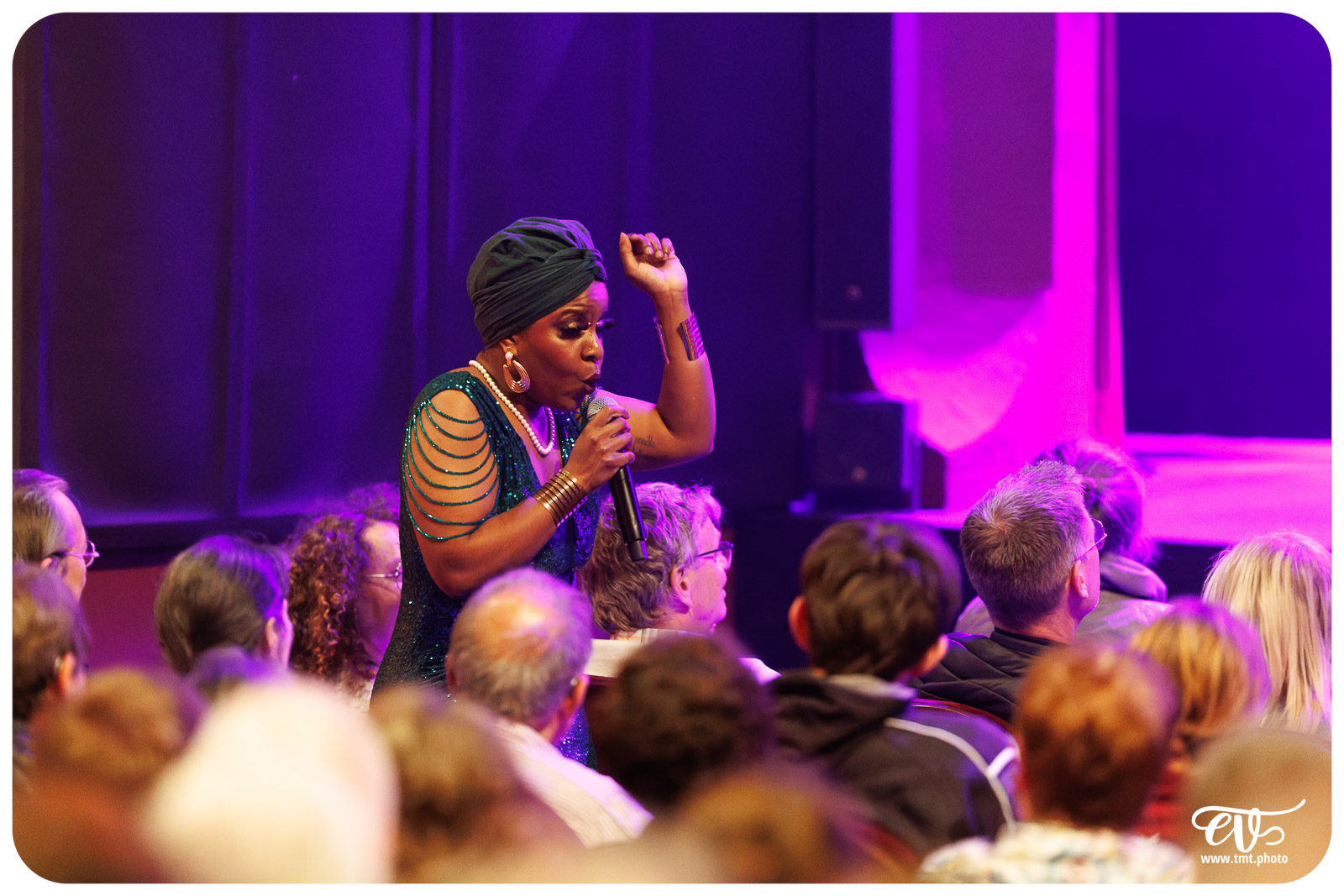 CABARET CANAILLE (LE BURLESQUE KLUB)